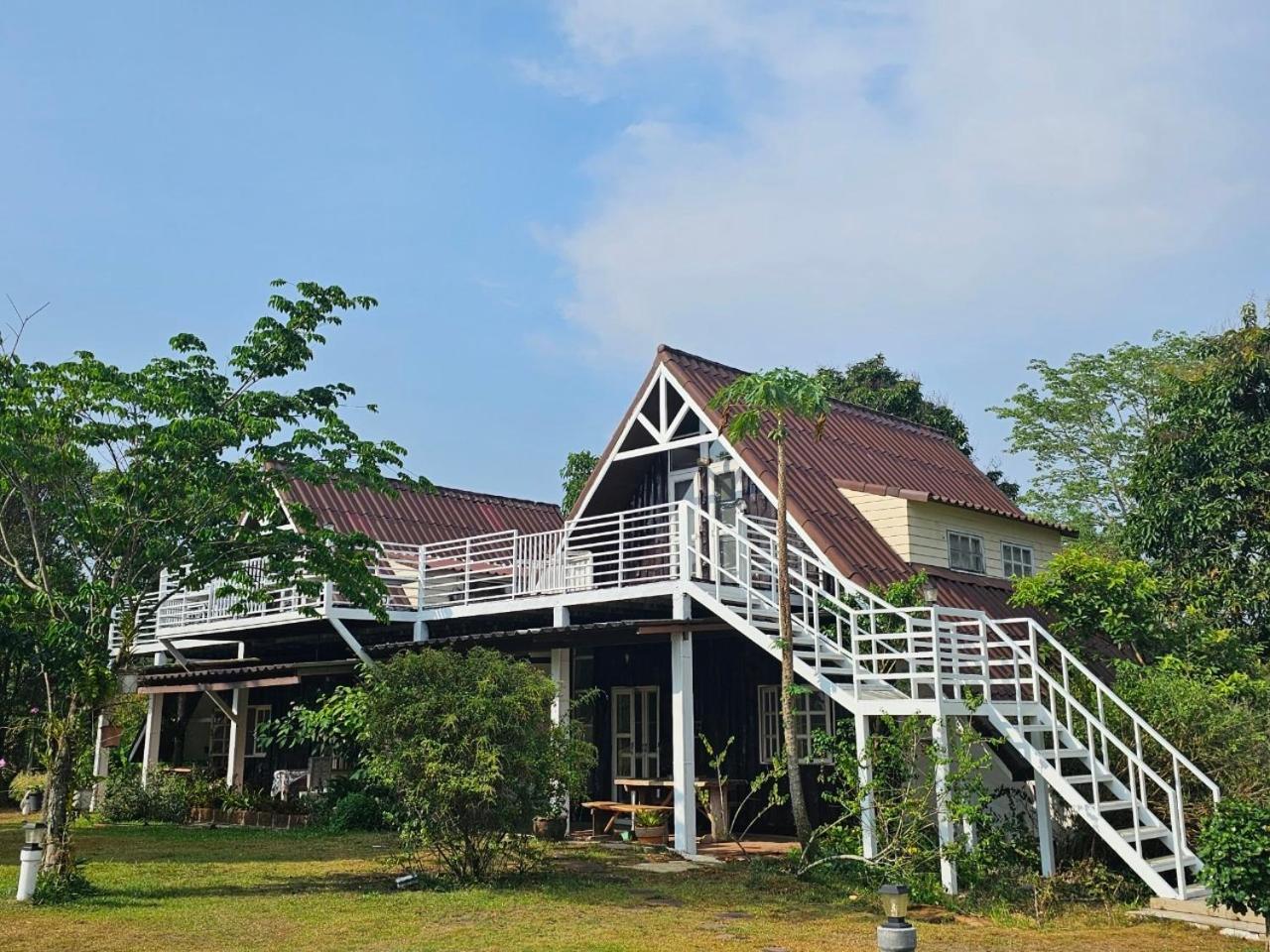 ไอหมอก ชาเล่ต์ Wang Nam Khiao Exterior foto